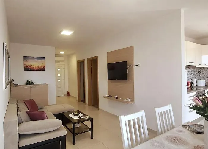 Infinity, Free Parking *