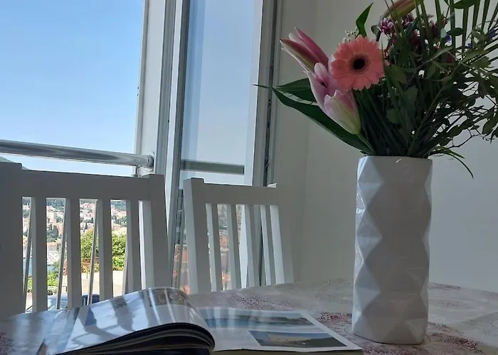 Infinity, Free Parking 두브로브니크