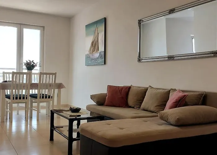 Infinity, Free Parking 두브로브니크