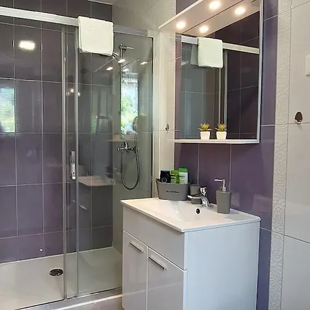 Infinity, Free Parking Dubrovnik