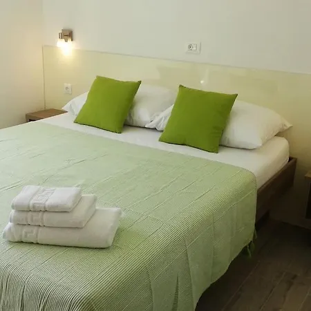 Infinity, Free Parking Appartement *