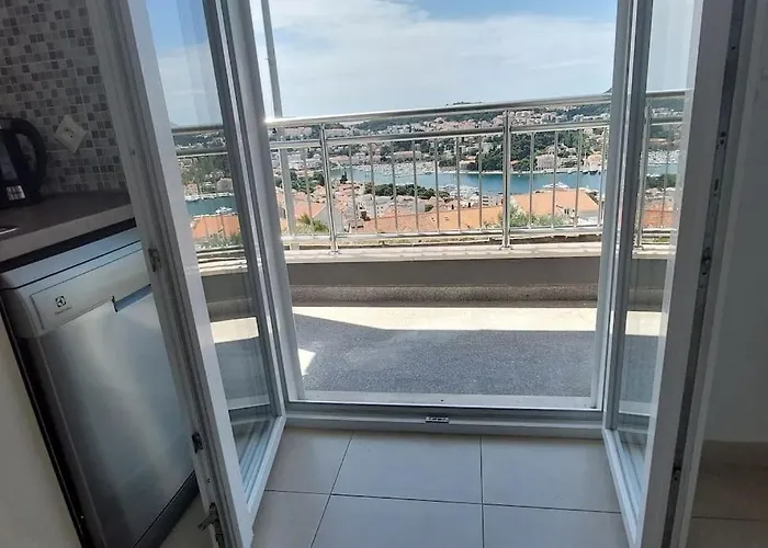 Infinity, Free Parking * Ντουμπρόβνικ