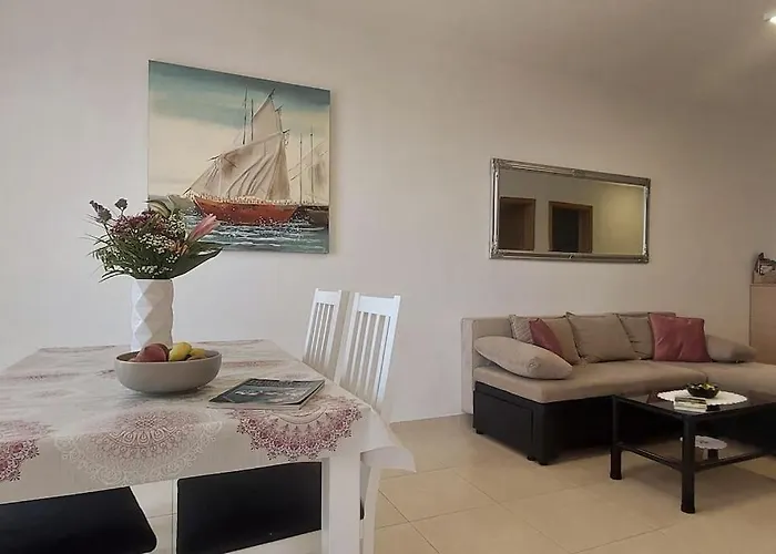 Infinity, Free Parking * Ντουμπρόβνικ