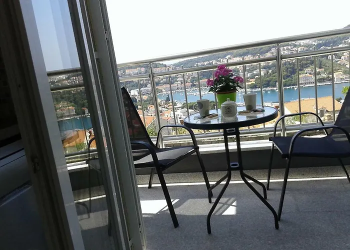 Infinity, Free Parking * Dubrovnik