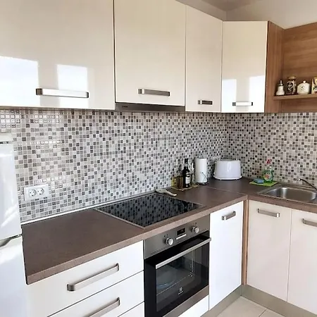 Infinity, Free Parking 公寓