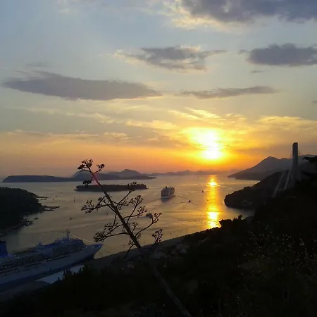 Infinity, Free Parking 公寓 *