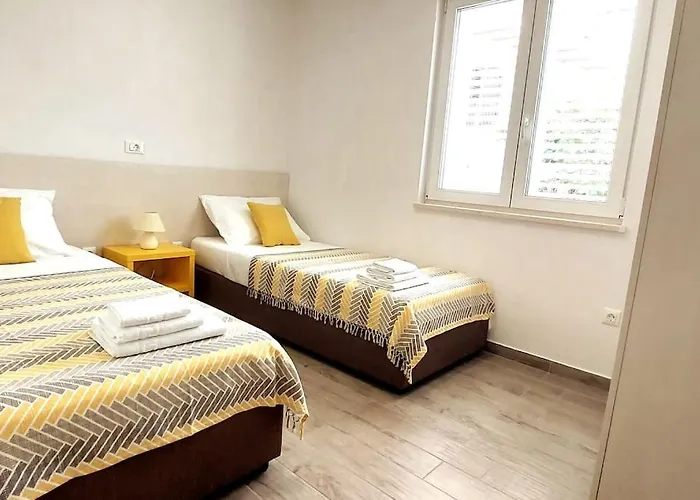 Infinity, Free Parking アパート ドゥブロブニク