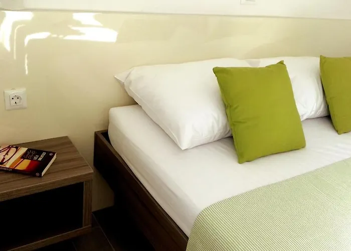 Infinity, Free Parking アパート ドゥブロブニク