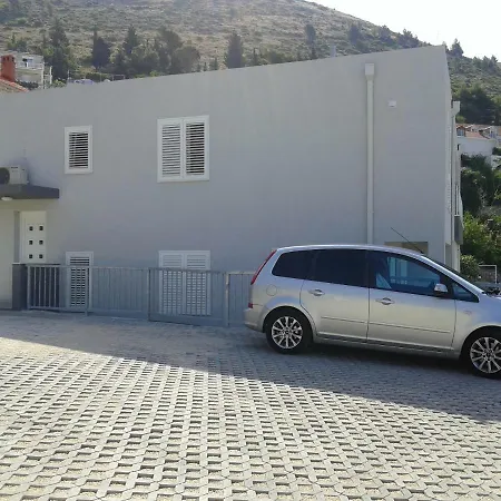 Appartement Infinity, Free Parking